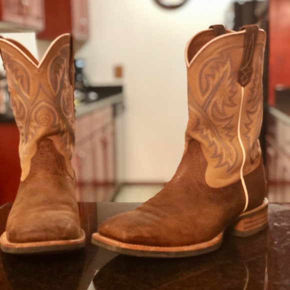 ariat square toe western boots